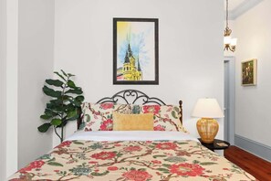 1 bedroom, desk, iron/ironing board, WiFi