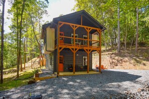 Exterior - Dog-friendly cabin with private hot tub, game room, gym, heated pool, mini golf (Ellijay)