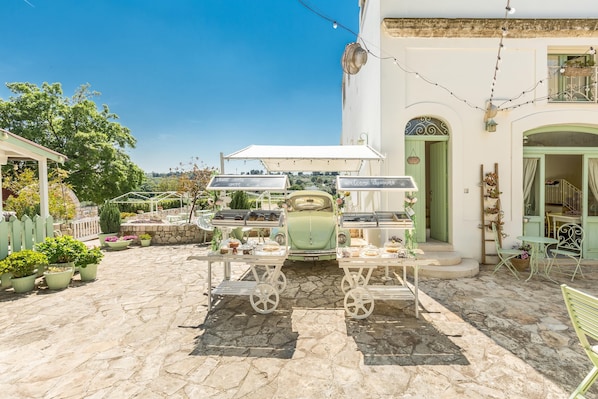 Terrace/patio