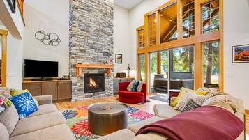 TV, fireplace, DVD player, table tennis