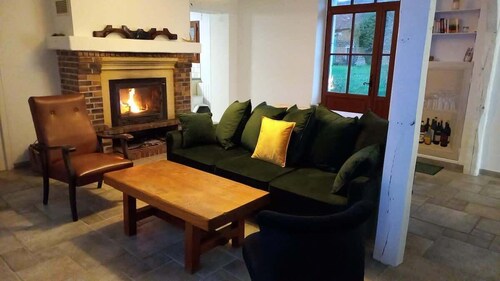 Escapade Rurale: Maison 10 pers,jardin,feu cheminé