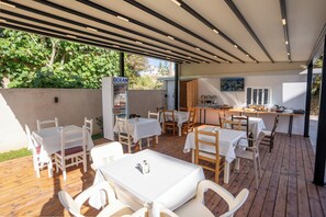 Tägliches inbegriffenes Frühstücksbuffet