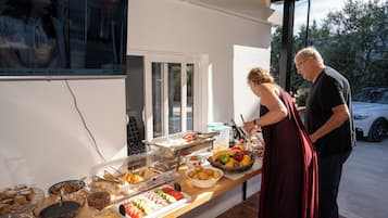 Desayuno buffet incluido todos los días