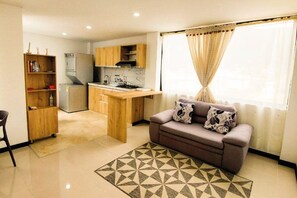 Living area - Conjunto LeVillege, Apartamentos amoblados, modernos y con amplios espacios. (Cota)