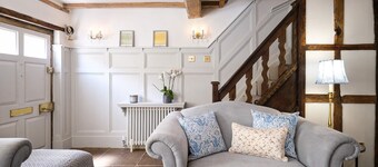 Joe's Cottage -  a holiday let that sleeps 6 guests  in 3 bedrooms