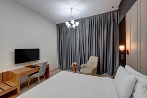 1 bedroom, iron/ironing board, WiFi, bed sheets - Studio Apartment In Marina By E R (دبي)