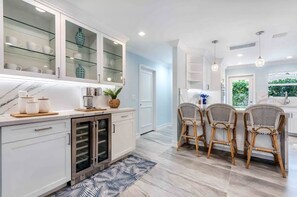 Fridge, dishwasher, ice maker, paper towels