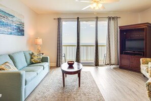 TV - Balcony & Beach Access: Oceanfront PCB Condo (Panama City)