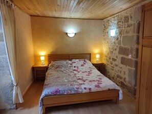 1 室のベッドルーム、アイロン / アイロン台、旅行用ベビーベッド、WiFi (無料)