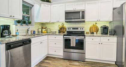Cozy 2 BR Condo with Fireplace, Full Kitchen, Pool Access, Walking and Bike Path