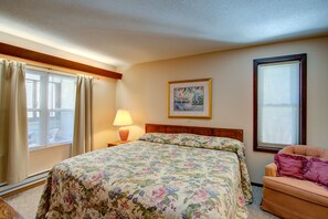 4 bedrooms, free WiFi, bed sheets