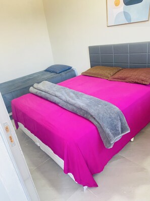 3 bedrooms, WiFi, bed sheets