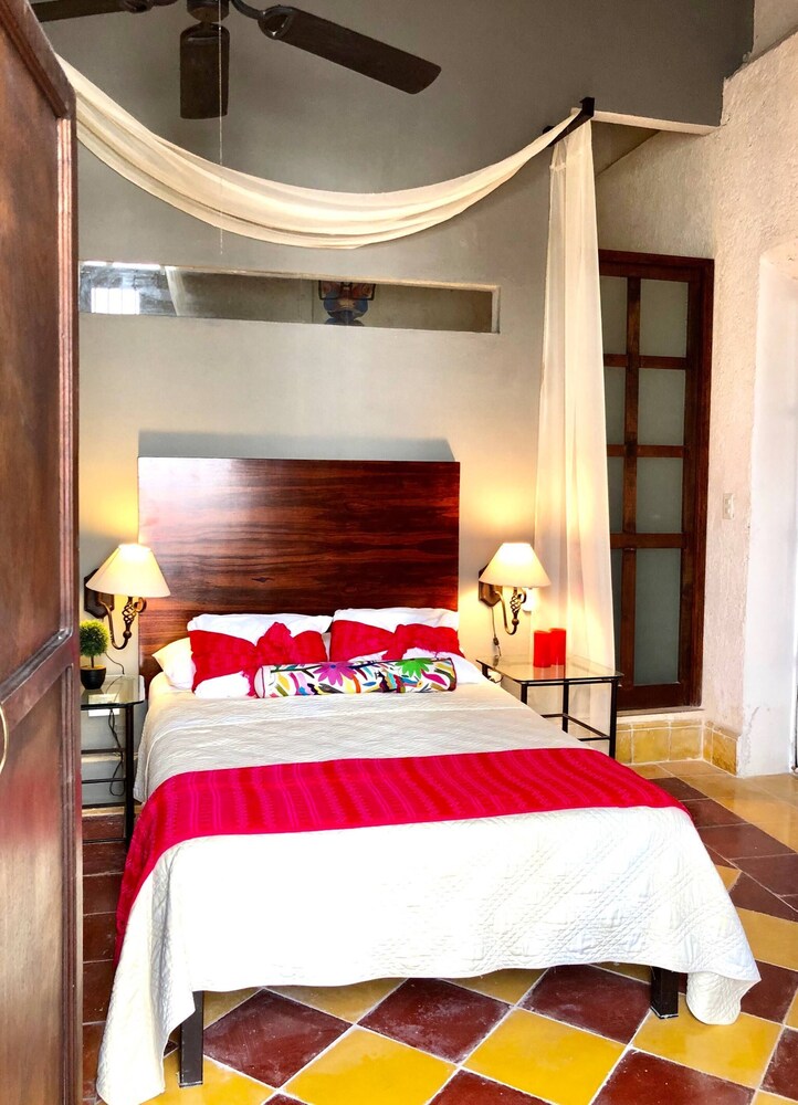 Historical Green House In Campeche Campeche Vrbo