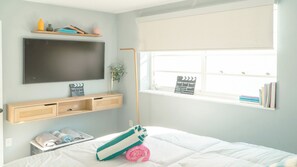 3 bedrooms, desk, iron/ironing board, WiFi - South Beach Penthouse – Ocean Drive @ Art Basel - Sleeps 16+ (Miami Beach)