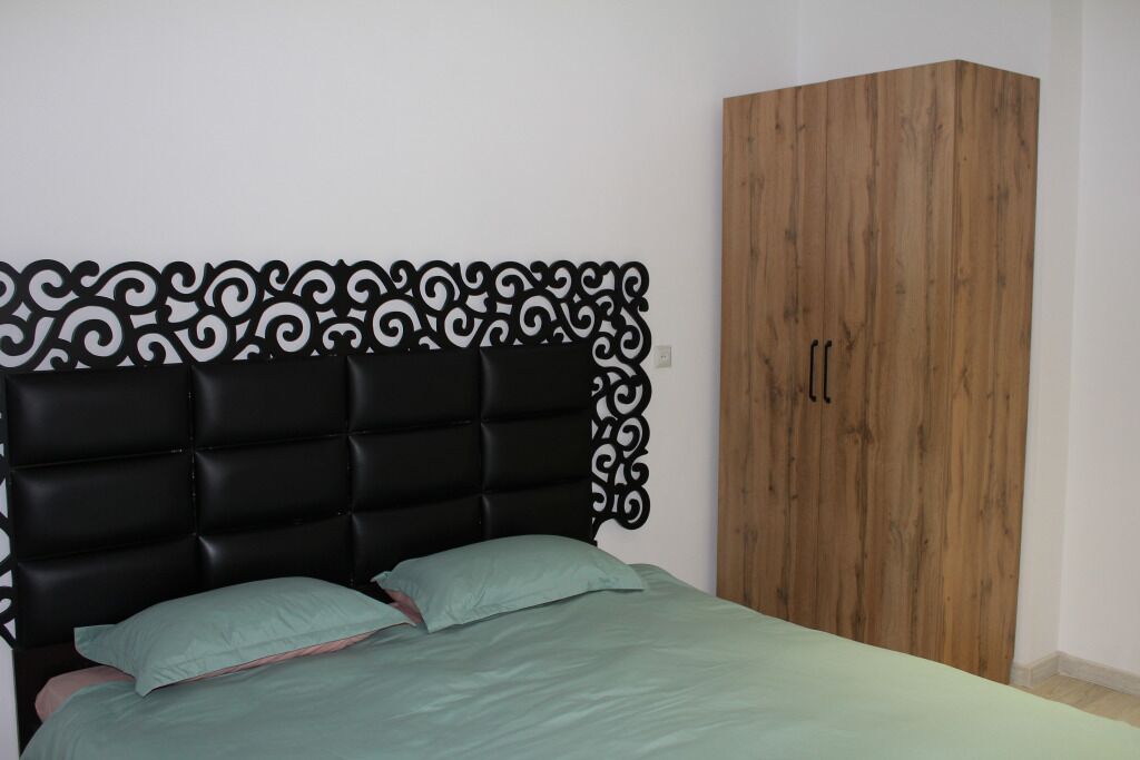 2 habitaciones, tabla de planchar con plancha y wifi gratis 