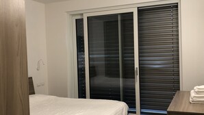 Uklassifisert bilde, 3 av 40, knapp