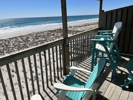 Habitación estándar | Vistas del balcón. Sea Vista Motel