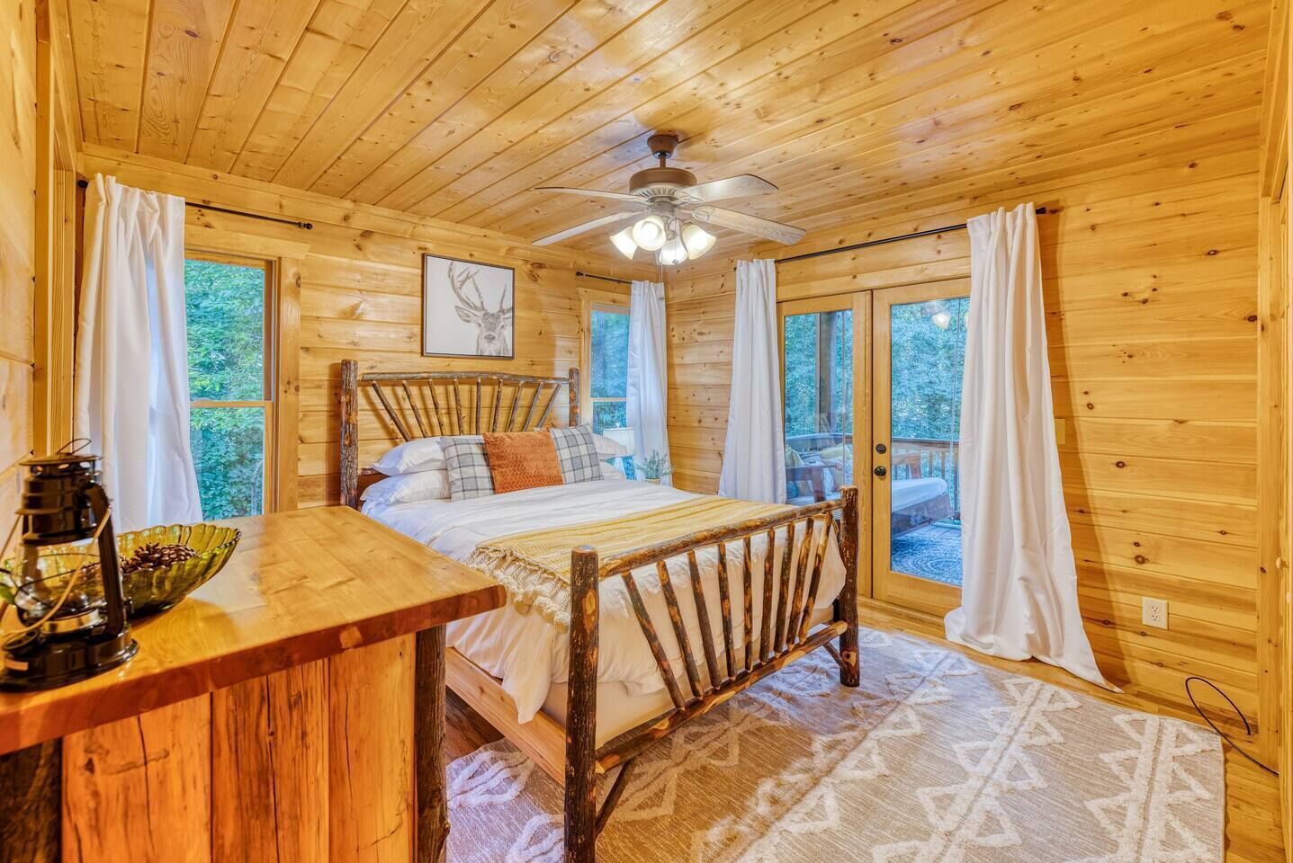 3 bedrooms, travel crib, free WiFi, bed sheets