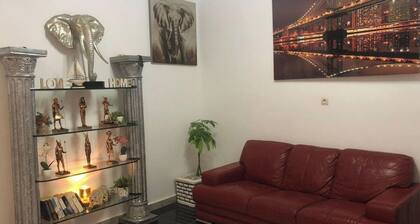 3-bed Apartment Sleeps 6 - Garden, Parking, Pets