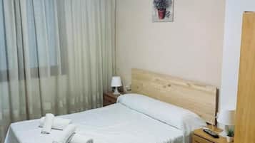 Habitación doble | Edredones de plumas, colchones viscoelásticos, decoración individual