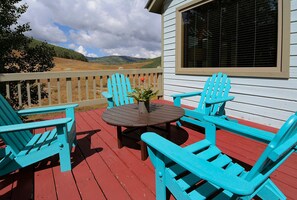 Terrace/patio - Paradise Vista, Comfortable Home, Incredible views! (Crested Butte)