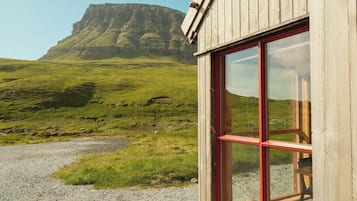 Múlafossur Cottage no 1: Ternusmáttan | View from room