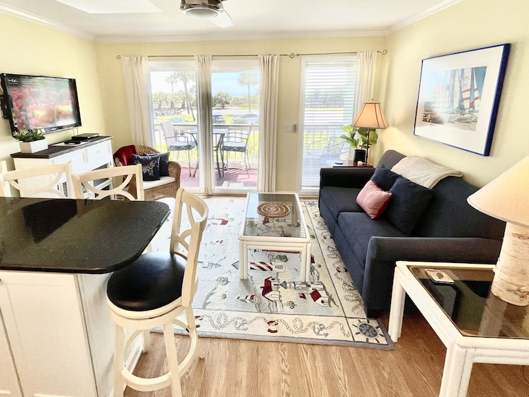 Oceanfront 1 Br Condo With Pier And Pool - Charleston, SC