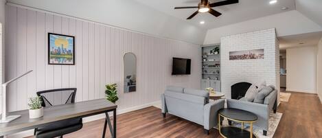 TV connectée, cheminée