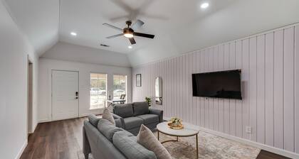 3 BDR • New Renovated Home • Smart Tech • Boutique-Style • Quiet Luxury Retreat