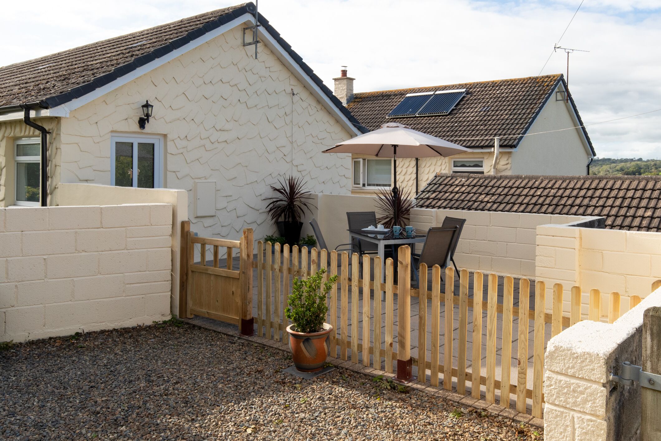 屋外ダイニングエリア