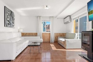 Téléviseur connecté, bureau