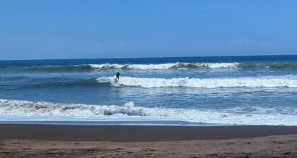 Luxury villa overlooking the beautiful beach of Playa Camaronal.