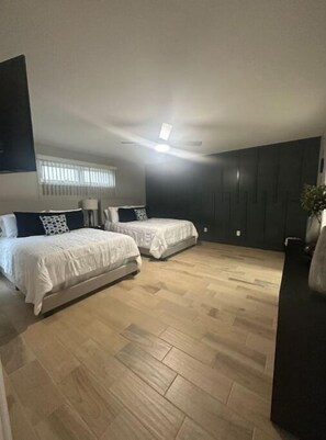 2 bedrooms, desk, iron/ironing board, travel cot