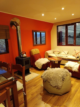 Zona de estar. APU TACLLO LODGE