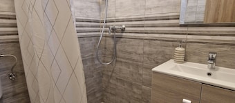 Altair Airport Apartman 1