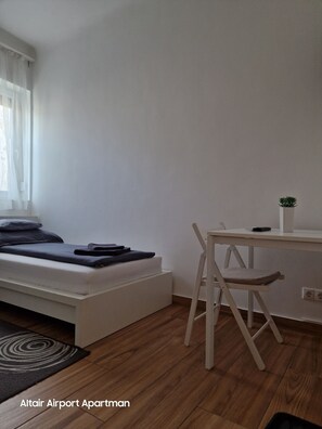 1 bedroom, WiFi, bed sheets