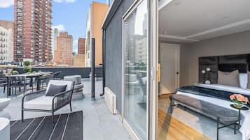 Appartement Présidentiel, 3 chambres, cuisine, vue ville | Terrasse/Patio