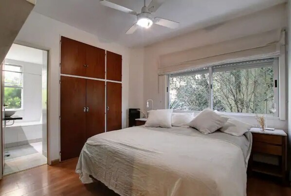 2 Schlafzimmer, Bügeleisen/Bügelbrett, WLAN, Bettwäsche