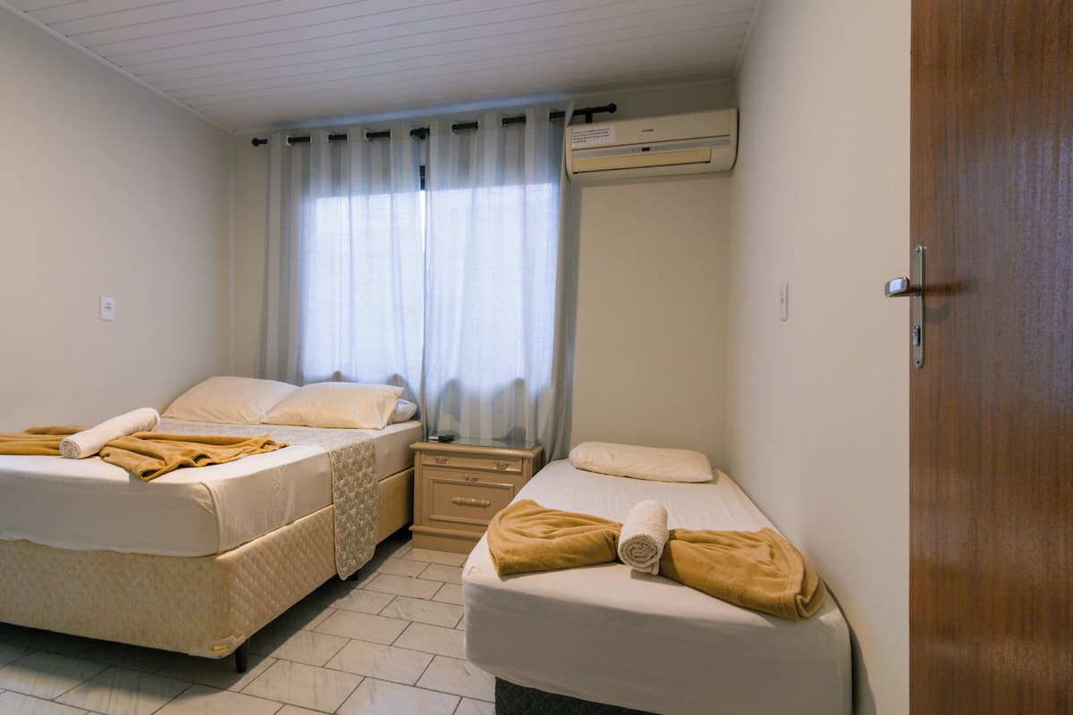 Wifi gratis y ropa de cama