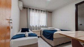 Economy-Dreibettzimmer