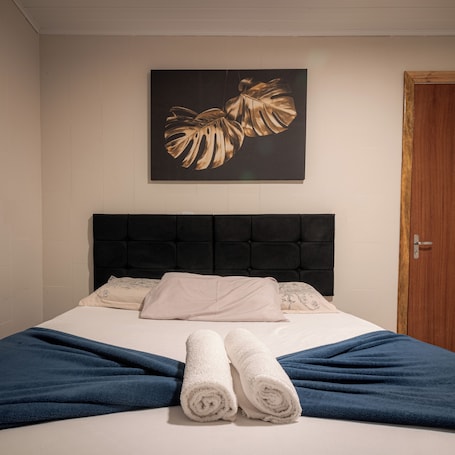 Economy Double Room | Free WiFi, bed sheets