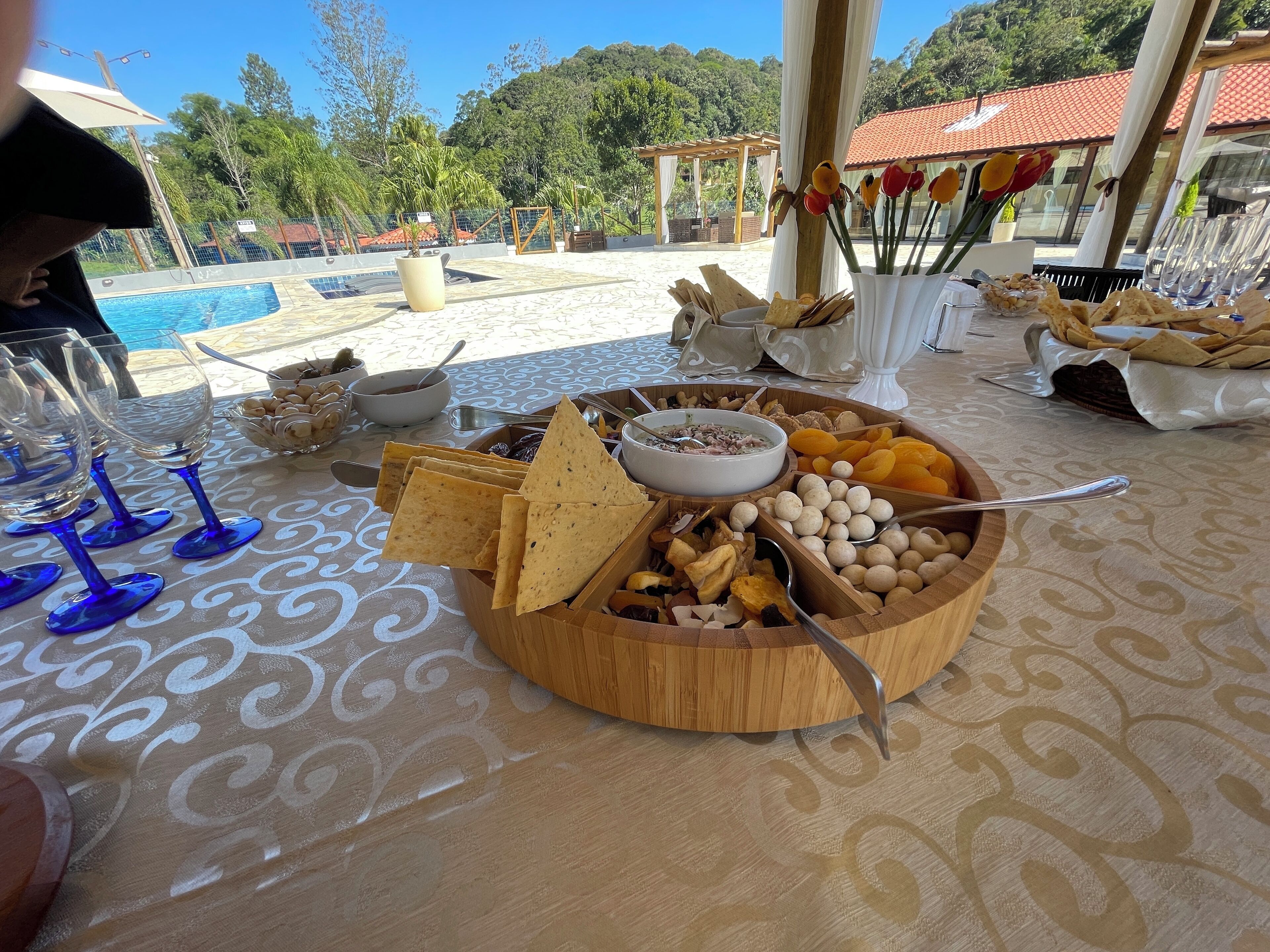 Poolside bar