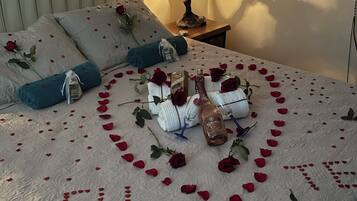 3 habitaciones, ropa de cama de alta calidad y muebles diferentes