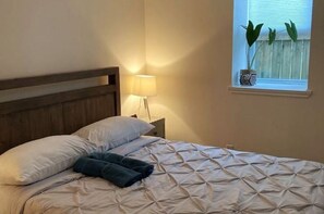 1 dormitorio, tabla de planchar con plancha, cuna de viaje y wifi gratis