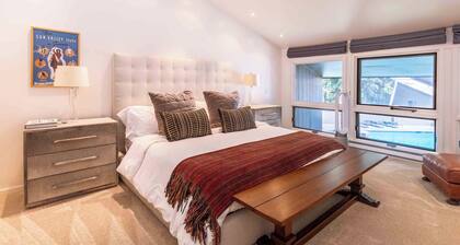 Ski-In/Ski-Out Splendor: Walk to the Lift