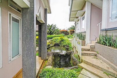 OYO 92023 Singgasana Cipelah Syariah