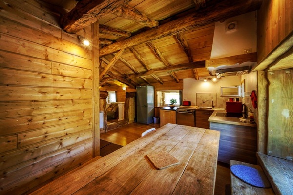 Family Cottage, 2 Bedrooms, Mountain View, Mountainside | Dapur peribadi | Peti sejuk/penyejuk beku saiz penuh, ketuhar gelombang mikro, ketuhar