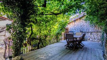 Terassi/patio