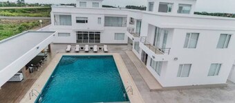 Suite w/ Kitchenette and Living Room
