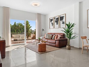 TV - Apartment in Andalucía del Mar for 2 people | ADM 6-120 (Puerto Banús - Marbella)